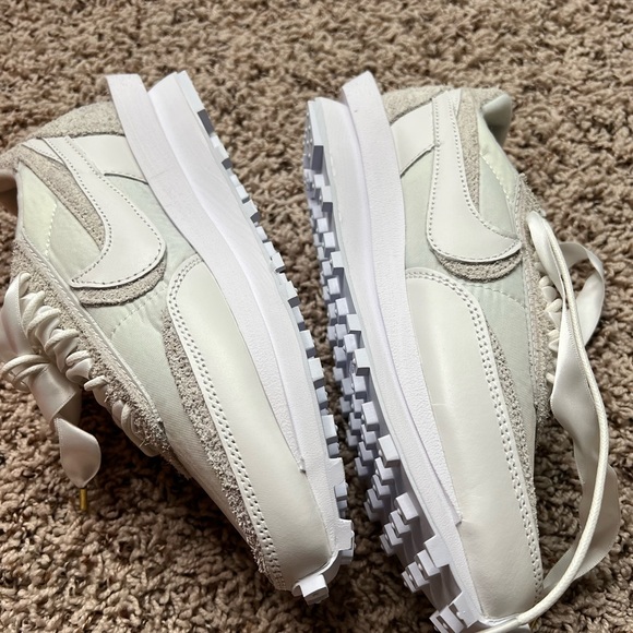 SOLD — Nike LD Waffle .. Nike Sacai - Picture 3 of 3